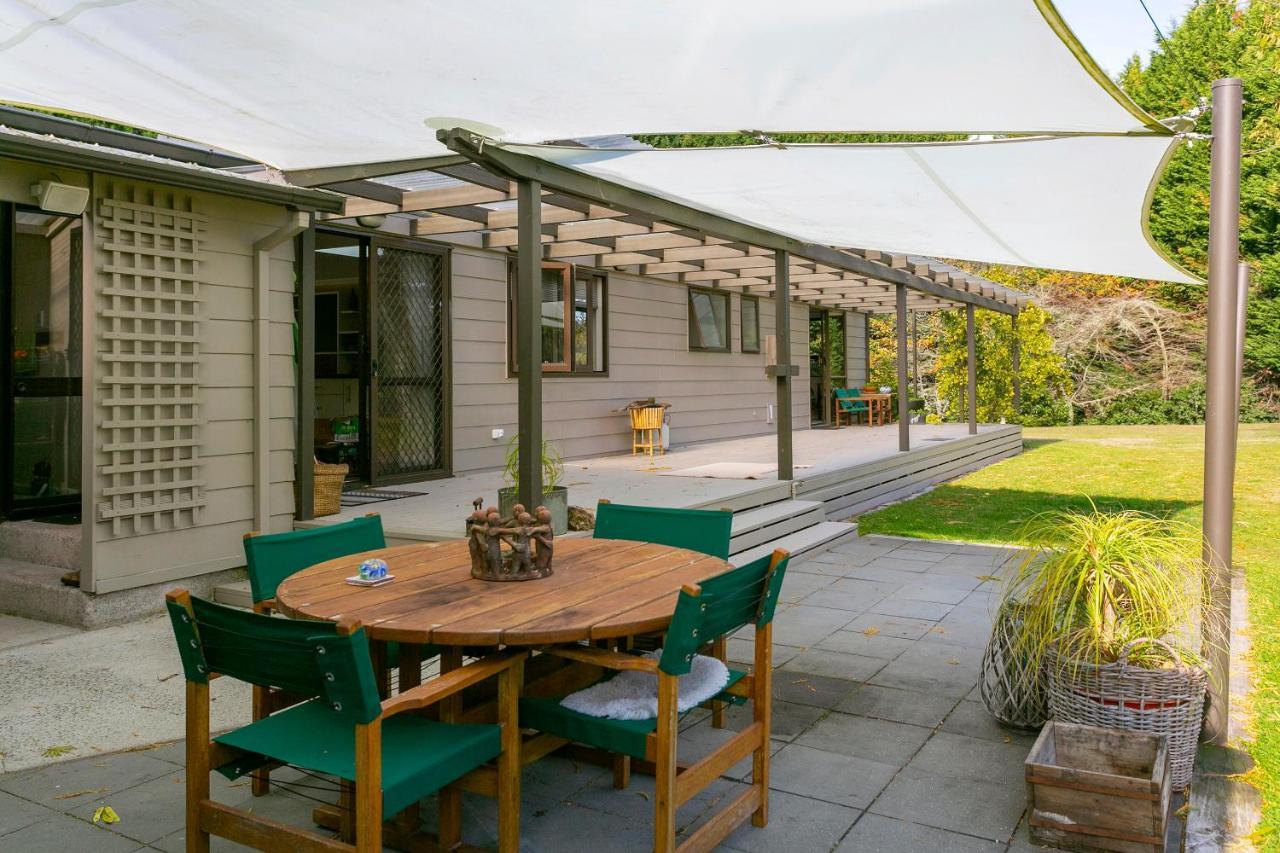 Lupin Lodge Bed & Breakfast 陶波 外观 照片
